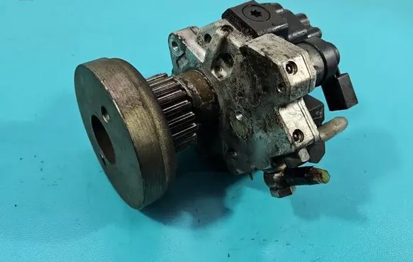 Audi A6 S6 C6 4F Fuel injection high pressure pump 0445010125 IMPRK1524849