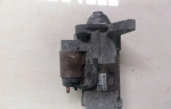 Mazda 6 Starter motor M002T88671