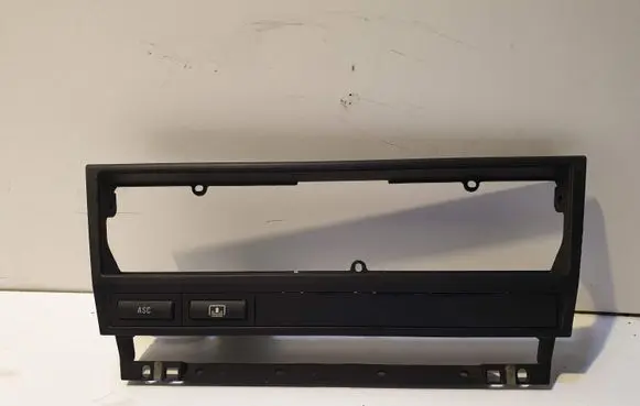 BMW 5 E39 Radio/GPS head unit trim 51168159690 8363694