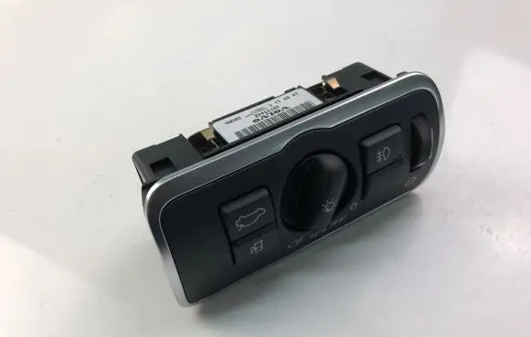 Volvo V60 Light switch 30739448