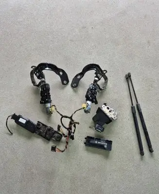 Audi A6 C7 Tailgate hydraulic set 4G9827851E 4F9827383H 4G0959831A