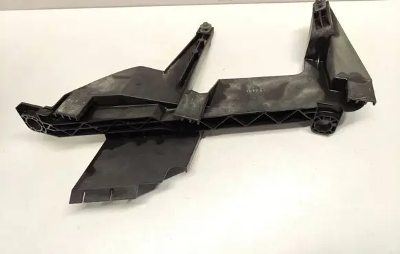 BMW X3 E83 Headlight/headlamp mounting bracket 1301073024
