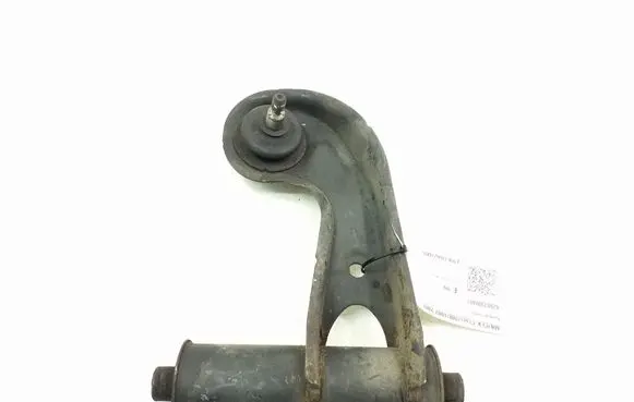 Mercedes-Benz CLK A208 C208 Front lower control arm/wishbone A2083300407