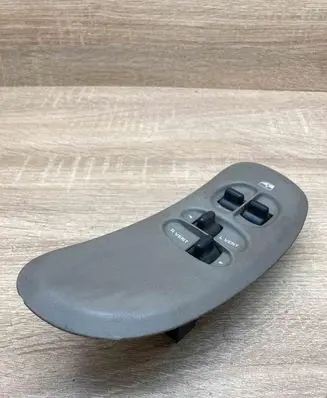 Chrysler Voyager Electric window control switch 04685732AB