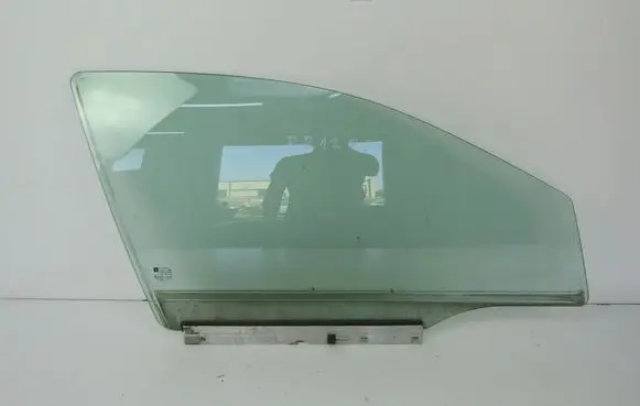 Opel Astra H Front door window glass four-door 