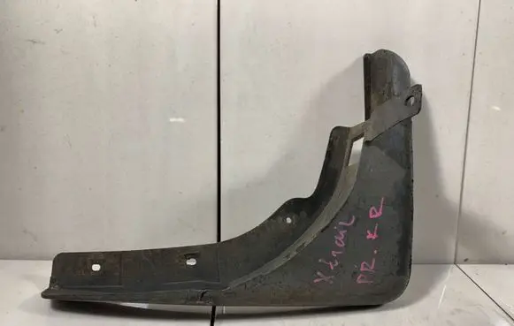 Nissan X-Trail T30 Front mudguard 638558H300