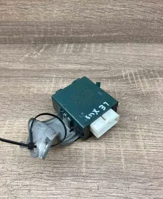 Lexus IS 220D-250-350 Door control unit/module 8597053030 0515004060