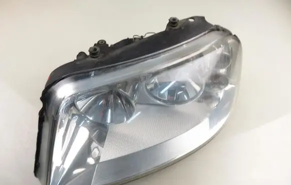 Volkswagen Sharan Headlight/headlamp 0301182201