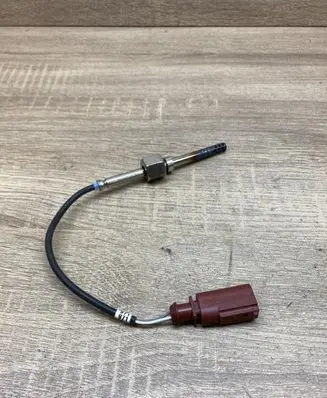 Volkswagen Crafter Exhaust gas temperature sensor 070906088AA