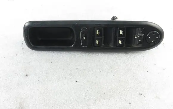 Peugeot 407 Electric window control switch 96468704XT