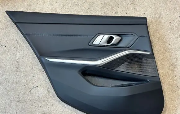 BMW 3 G20 G21 Rear door card panel trim 