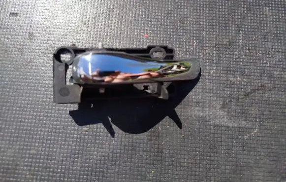 Alfa Romeo 147 Front door interior handle 46736147