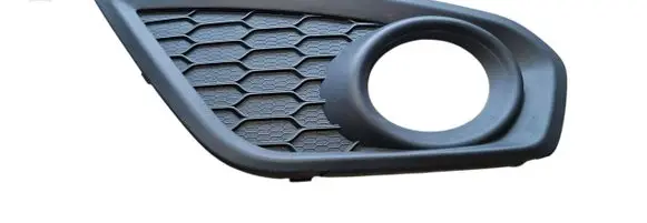 Volvo C30 Front fog light trim/grill 31323410