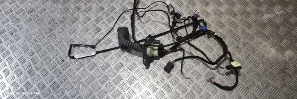 Jeep Grand Cherokee Front door wiring loom P68251716AB 68251716