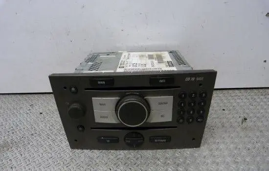 Opel Signum Radio/CD/DVD/GPS head unit 383555646 CD70 13188477