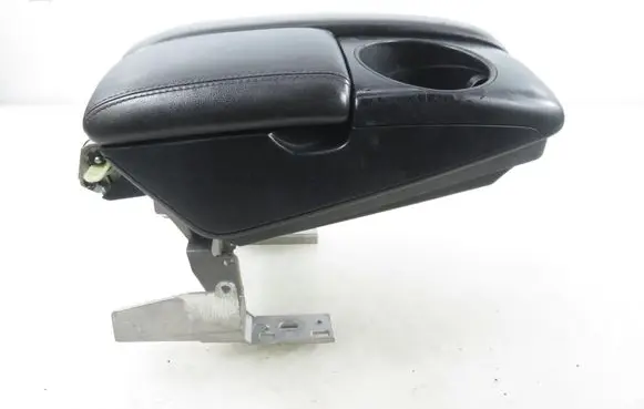 Audi Q7 4L Armrest 4L1864207