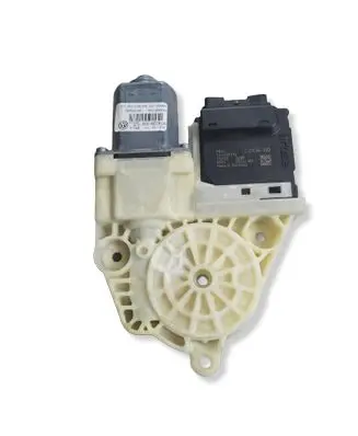 Volkswagen PASSAT B7 Rear door window regulator motor 3AA959794 130103