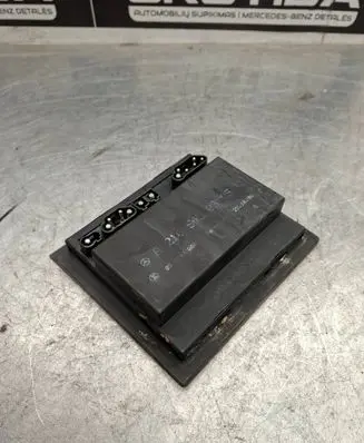 Mercedes-Benz E W210 Other control units/modules A2105450305 896783000