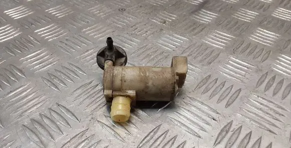 Nissan X-Trail T31 Windscreen/windshield washer pump 2224655A