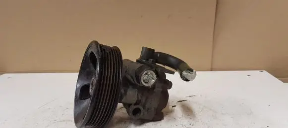 KIA Sorento Power steering pump 4925B199