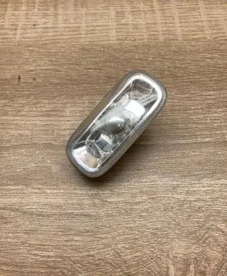 Audi A4 S4 B6 8E 8H Front fender indicator light 8E0949127