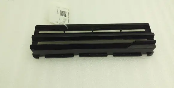 Suzuki Vitara (LY) Quarter panel pressure vent 7733461M0