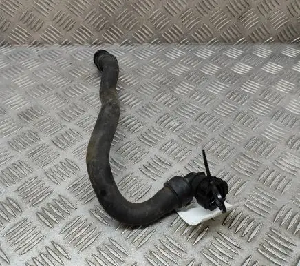 Peugeot 3008 II Engine coolant pipe/hose 9673473780