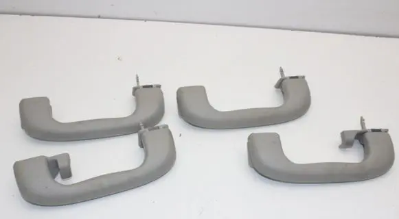 Opel Mokka A set of handles for the ceiling 