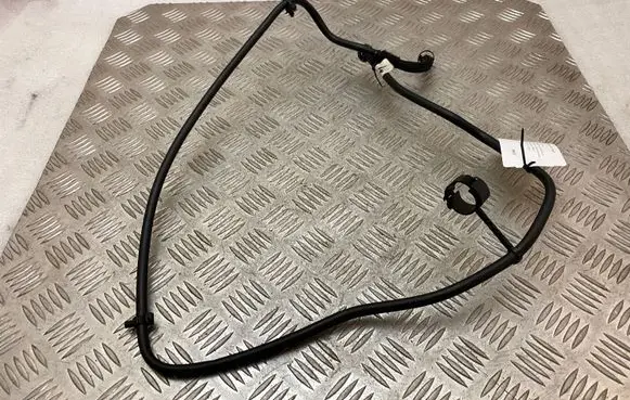 Land Rover Range Rover Sport L494 Fuel main line pipe LPLA5J276BC