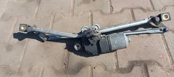 Ford Mondeo Mk III Front wiper linkage 