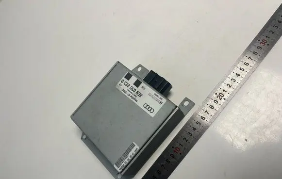 Audi A4 S4 B7 8E 8H Sound amplifier 8E9035223D H86368 6368C