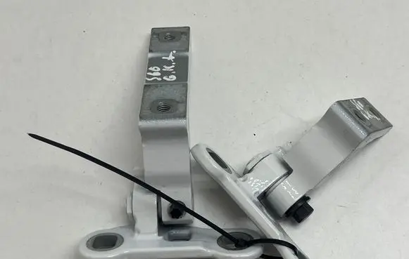 Volvo S60 Rear door hinge set 31457982