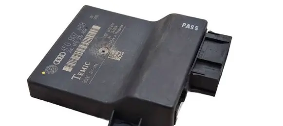 Audi A6 S6 C6 4F Gateway control module 4F0907468 4F0910468