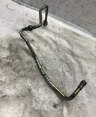 Volvo S90, V90 Turbo turbocharger oiling pipe/hose