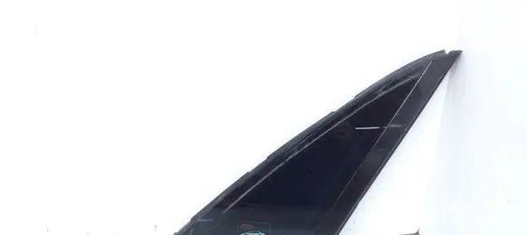 Audi A8 S8 D2 4D Rear side window 4D0845300AH