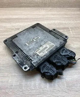 Peugeot 607 Engine control unit/module ECU 9649561580 0281011361 WithPlug