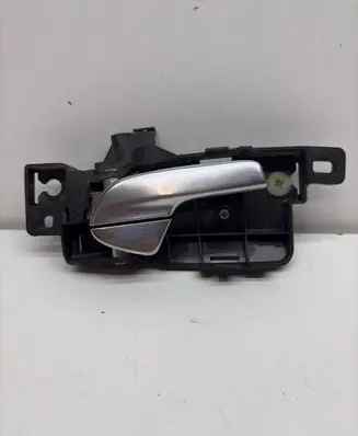 Ford Mondeo MK IV Front door interior handle 6M21U22600 7S71A22600