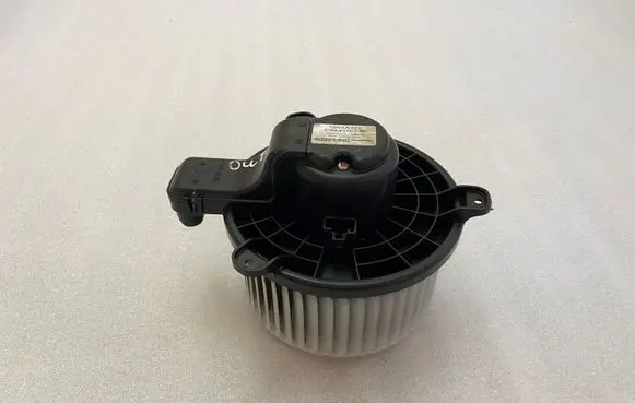 Mitsubishi Outlander Heater fan/blower 7802A322