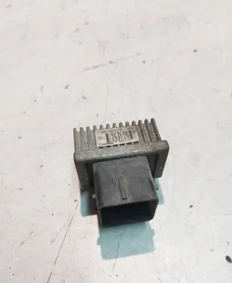 Renault Kangoo II Glow plug pre-heat relay 110678071R 109772 1283