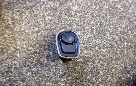 BMW 4 F36 Gran coupe Engine start stop button switch