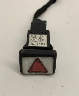 Audi A4 S4 B6 8E 8H Hazard light switch 8E0941509