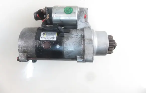 Nissan Almera N16 Starter motor 23300WD000 M008T75371