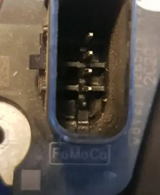 Volvo S40 Mass air flow meter 128579