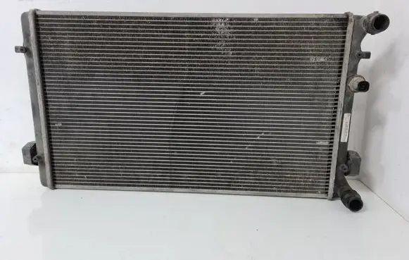 Skoda Octavia Mk1 (1U) Coolant radiator 1J0121253AD