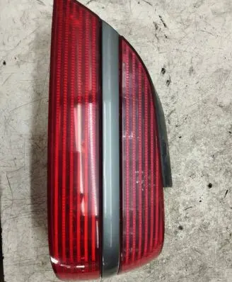 Peugeot 406 Rear/tail lights 9630364770