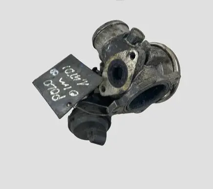 Volkswagen Polo EGR valve 038129637