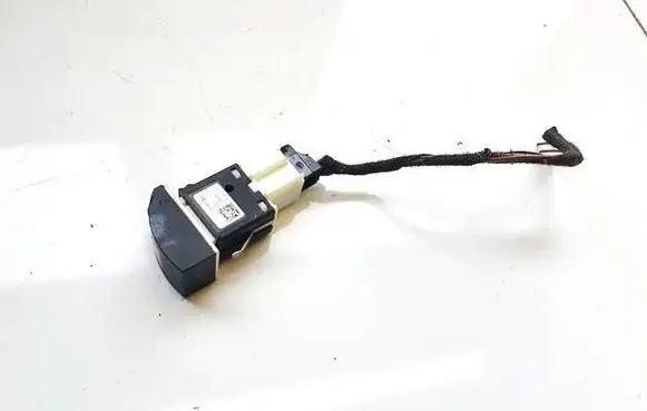 Skoda Octavia Mk2 (1Z) Hazard light switch 1z0953235b 10012842