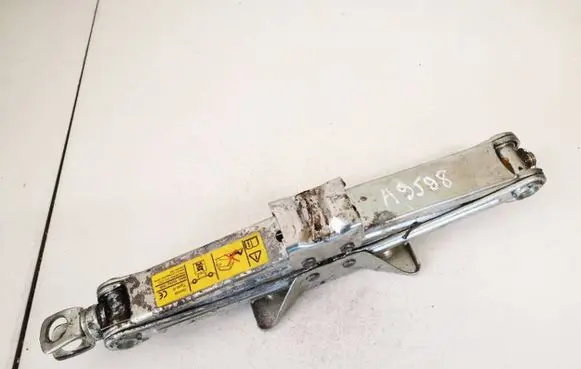 Honda Insight Lift Jack 0492841661 049-284-1661