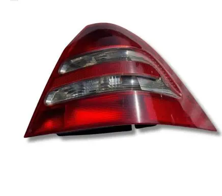 Mercedes-Benz C W203 Rear/tail lights 2027226