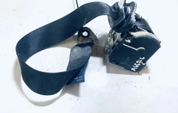 Opel Astra G Rear seatbelt 90560642